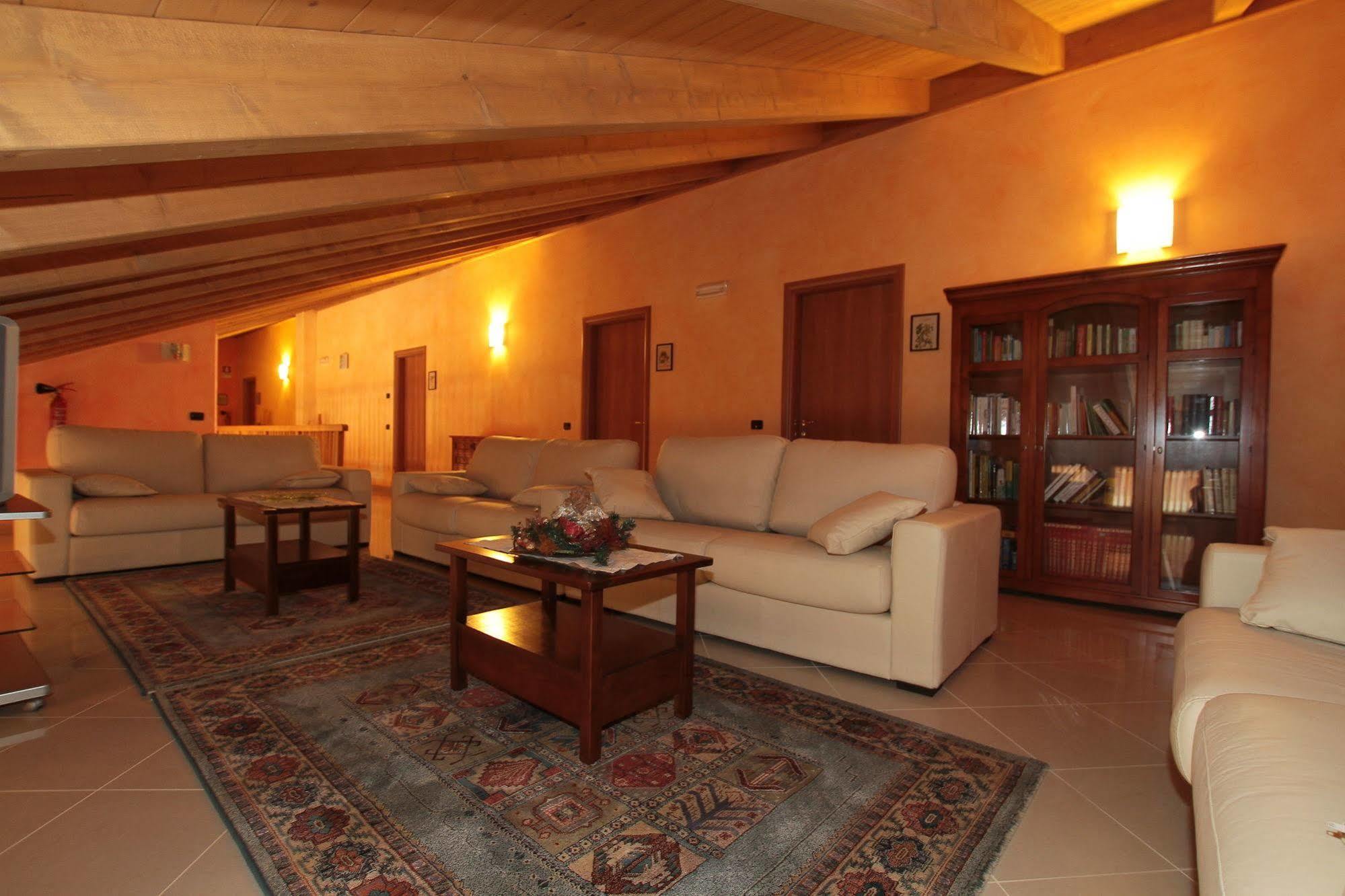 Agriturismo Tre Rondini Legnago Exterior photo